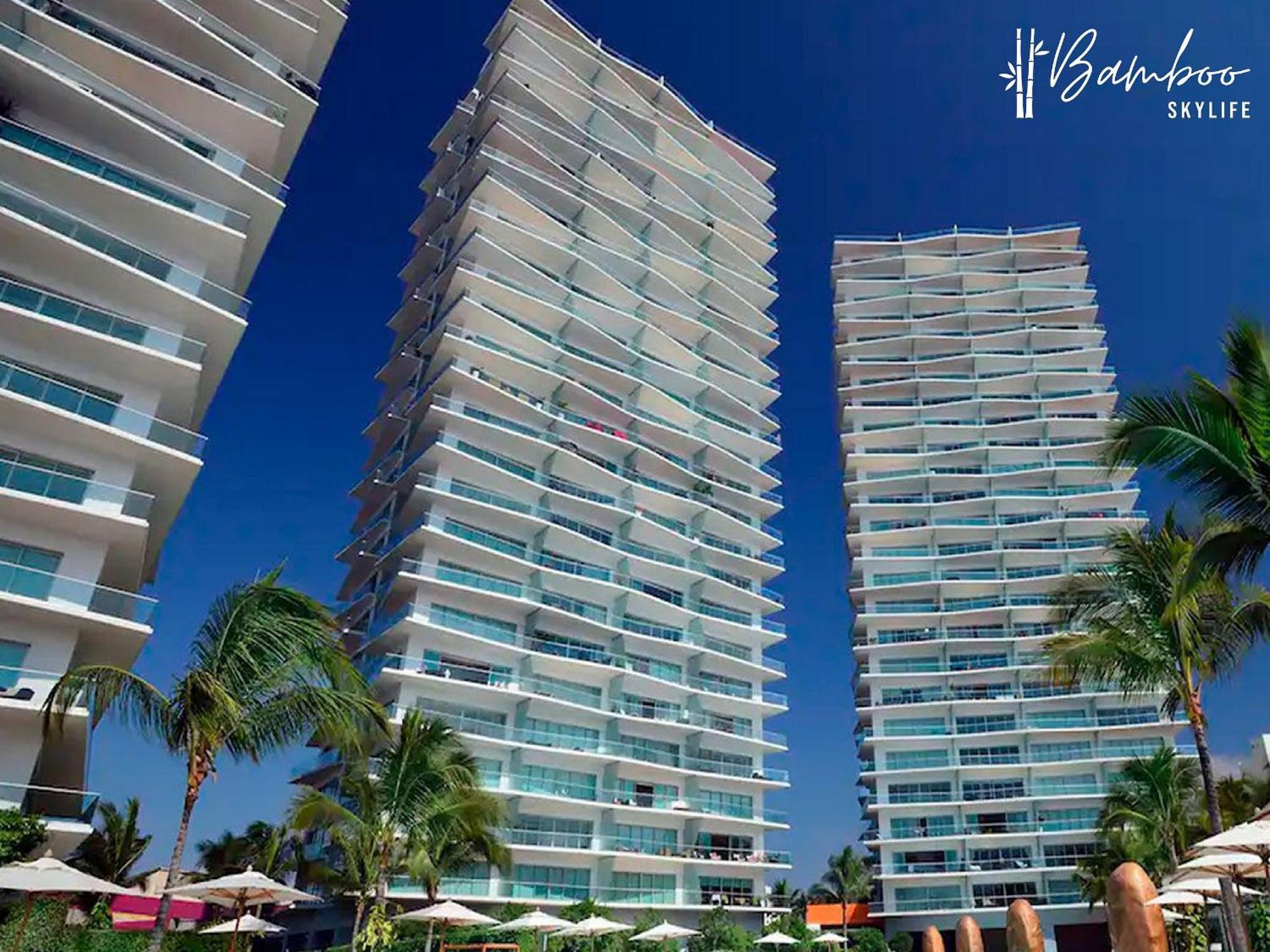Icon Vallarta Beach Front By Bamboo Skylife بويرتو فالارتا المظهر الخارجي الصورة